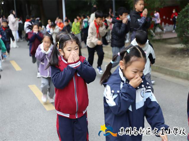 742bbb2d403c4be9a5b3846d107bf9be.jpg 742bbb2d403c4be9a5b3846d107bf9be.jpg