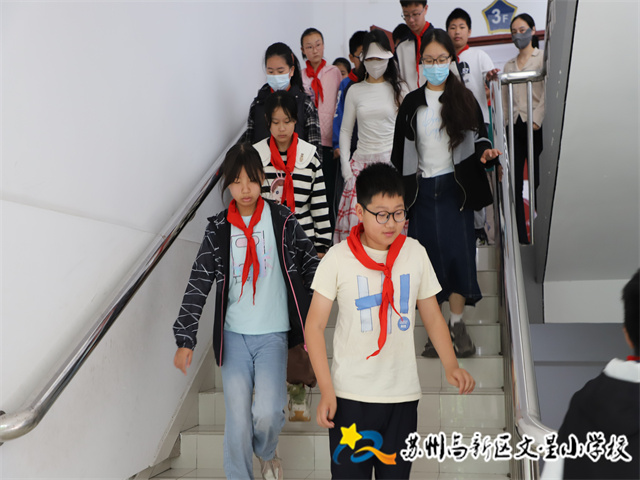 0ff9dcd551c6409dbeb872e9f747f580.jpg 0ff9dcd551c6409dbeb872e9f747f580.jpg