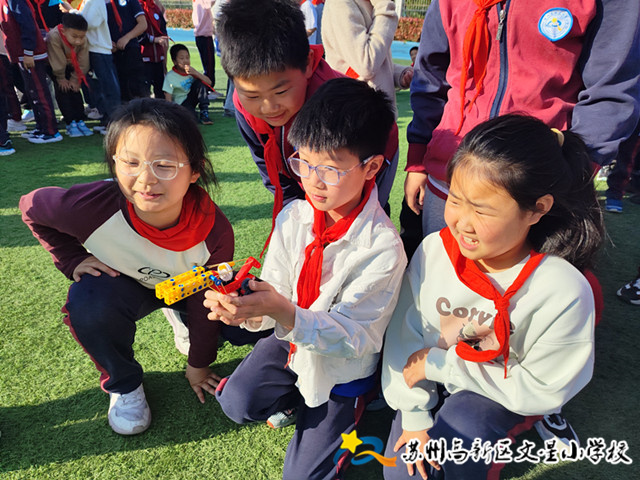 7909fe3b26b343f7a8c9a58335d4087f.jpg 7909fe3b26b343f7a8c9a58335d4087f.jpg