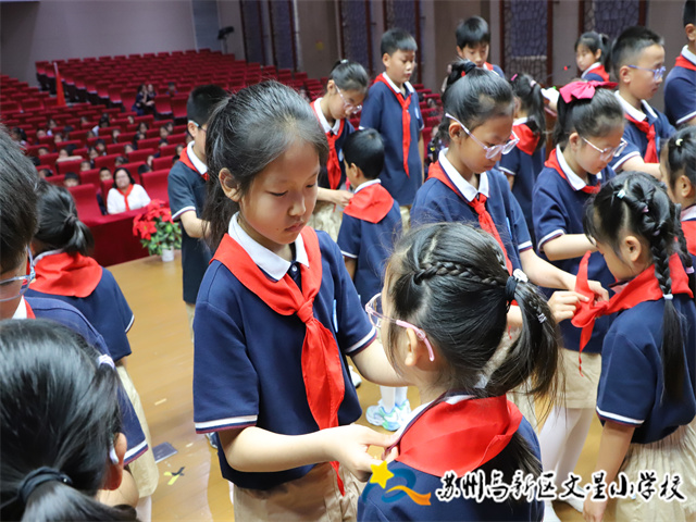 56a863ac9e914f44bbb4b33b84719c22.jpg